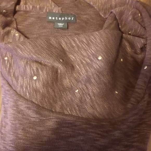 Sweater - Picture 3 of 3